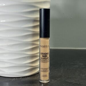 NEW Smashbox Studio Skin 24 Hour Concealer Corrector Light Medium DISCONTINUED